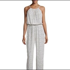 NWT ROMEO & JULIET COUTURE Triangle Jumpsuit Sz M